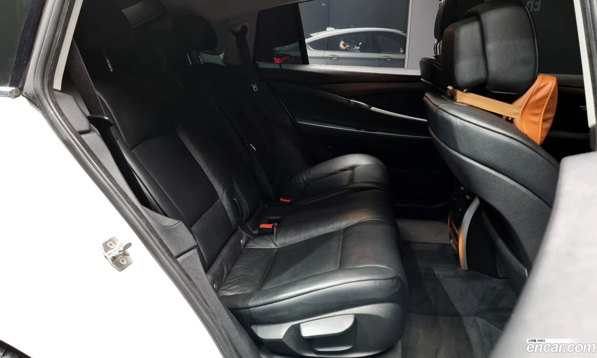 BMW 5 Series GT 2012 WBAXC2104DC989955 — 15