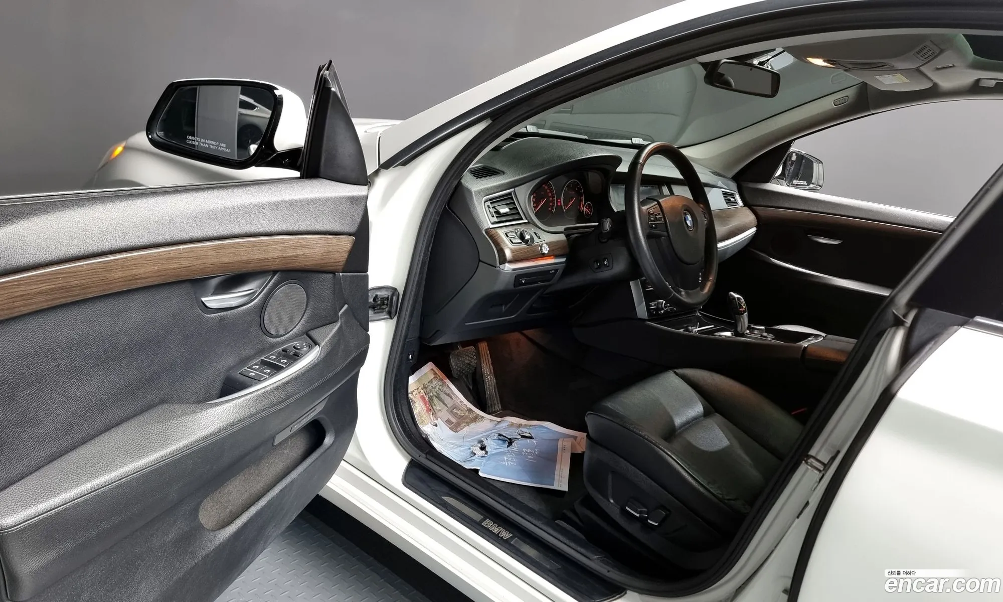 BMW 5 Series GT 2012 WBAXC2104DC989955 — 10