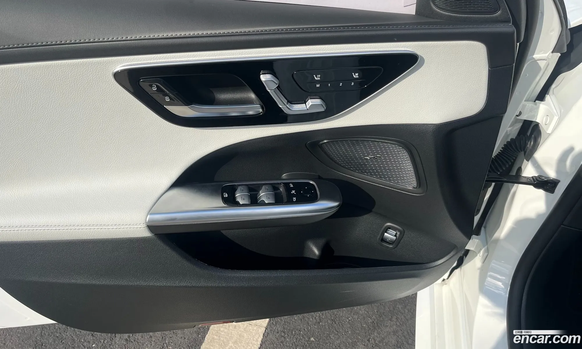 Mercedes-Benz C-Class W206 2025 — 15