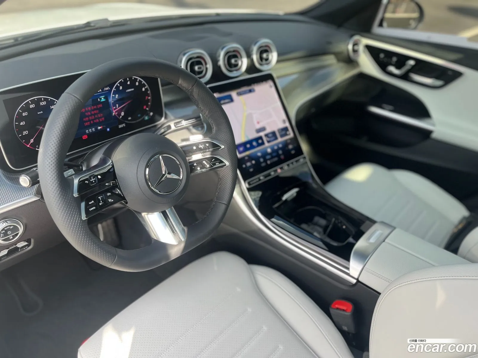 Mercedes-Benz C-Class W206 2025 — 17