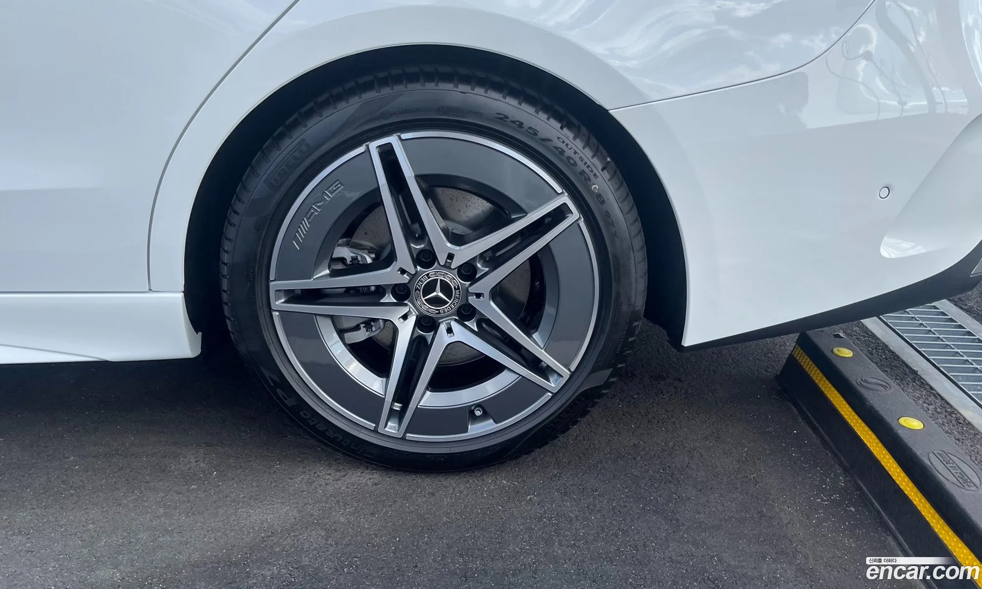 Mercedes-Benz C-Class W206 2025 — 10