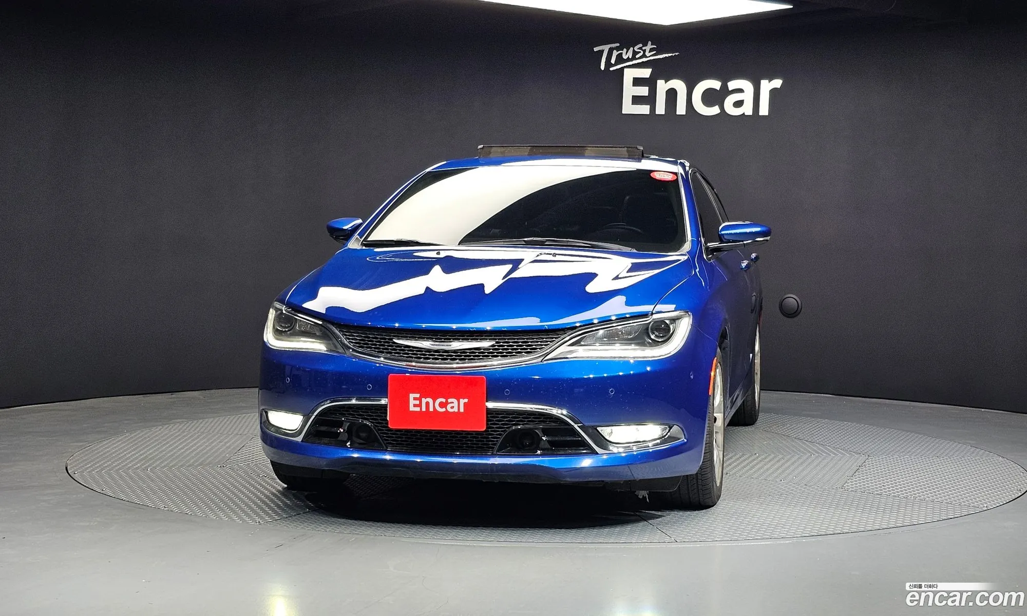 Chrysler 200