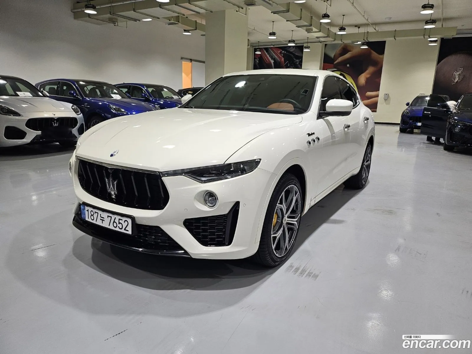 Maserati Levante 2023 — 17