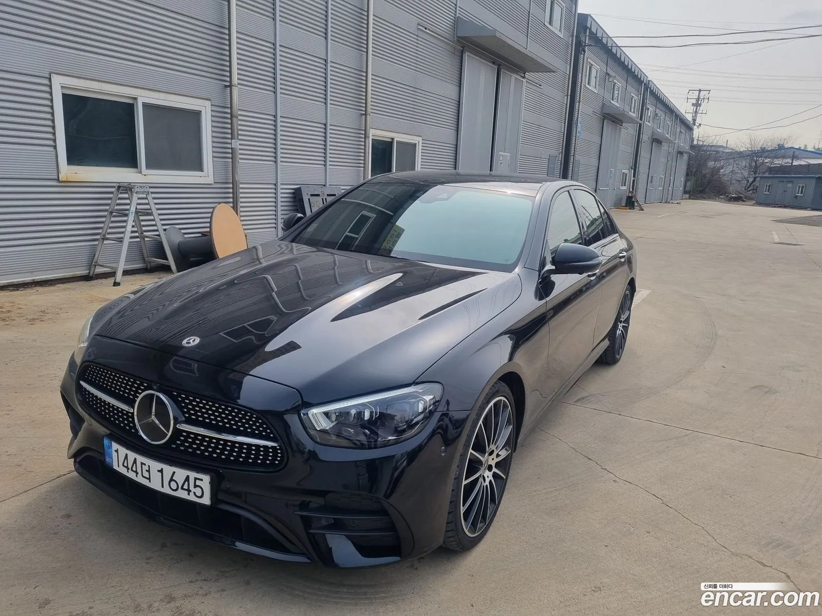 Mercedes-Benz E-Class W213 2023 — 4