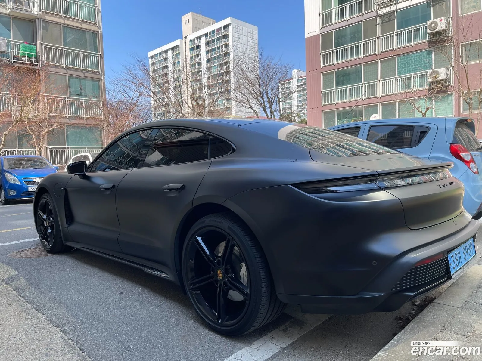 Porsche Taycan 2024 — 14