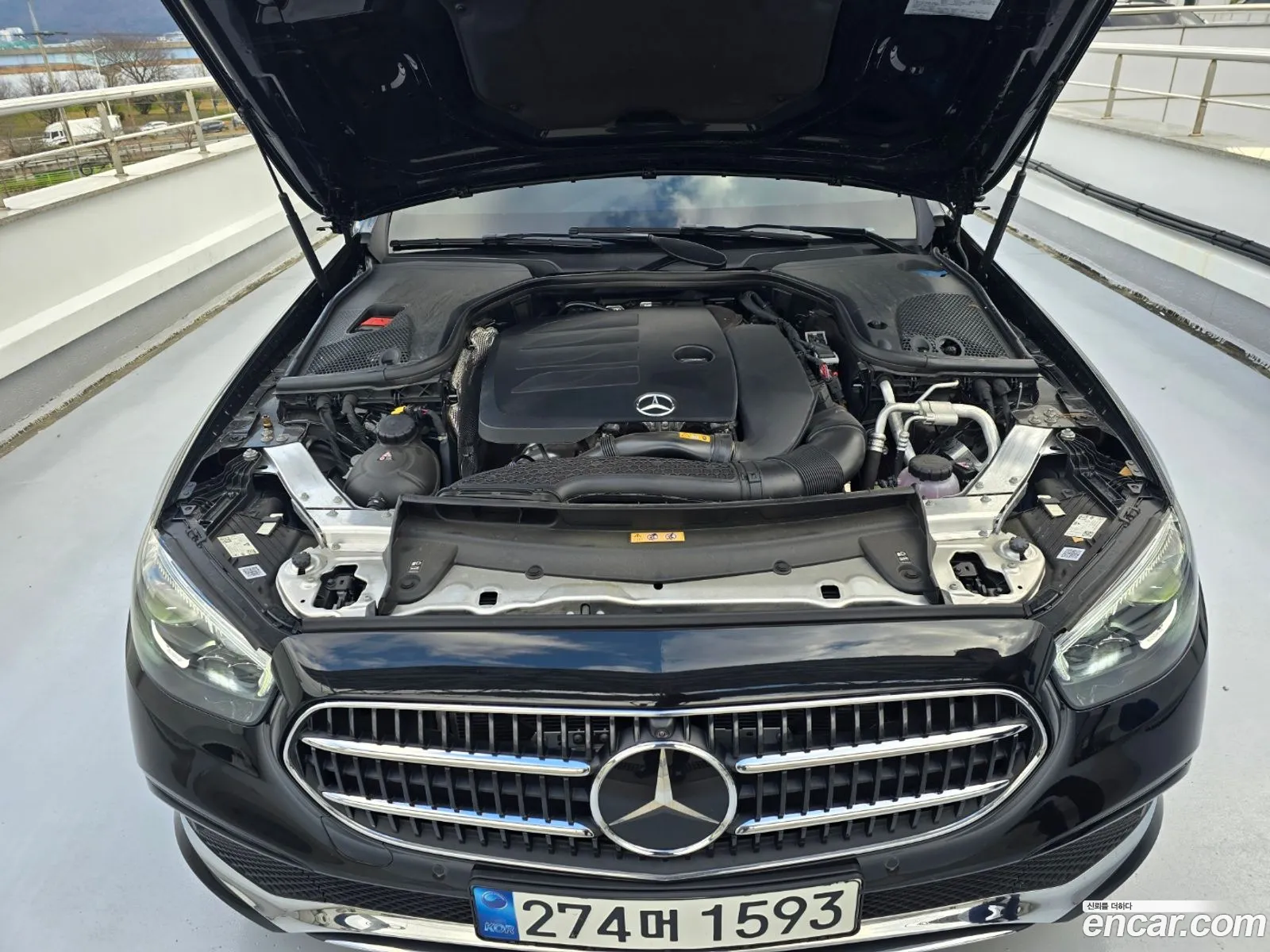 Mercedes-Benz E-Class W213 2022 — 17