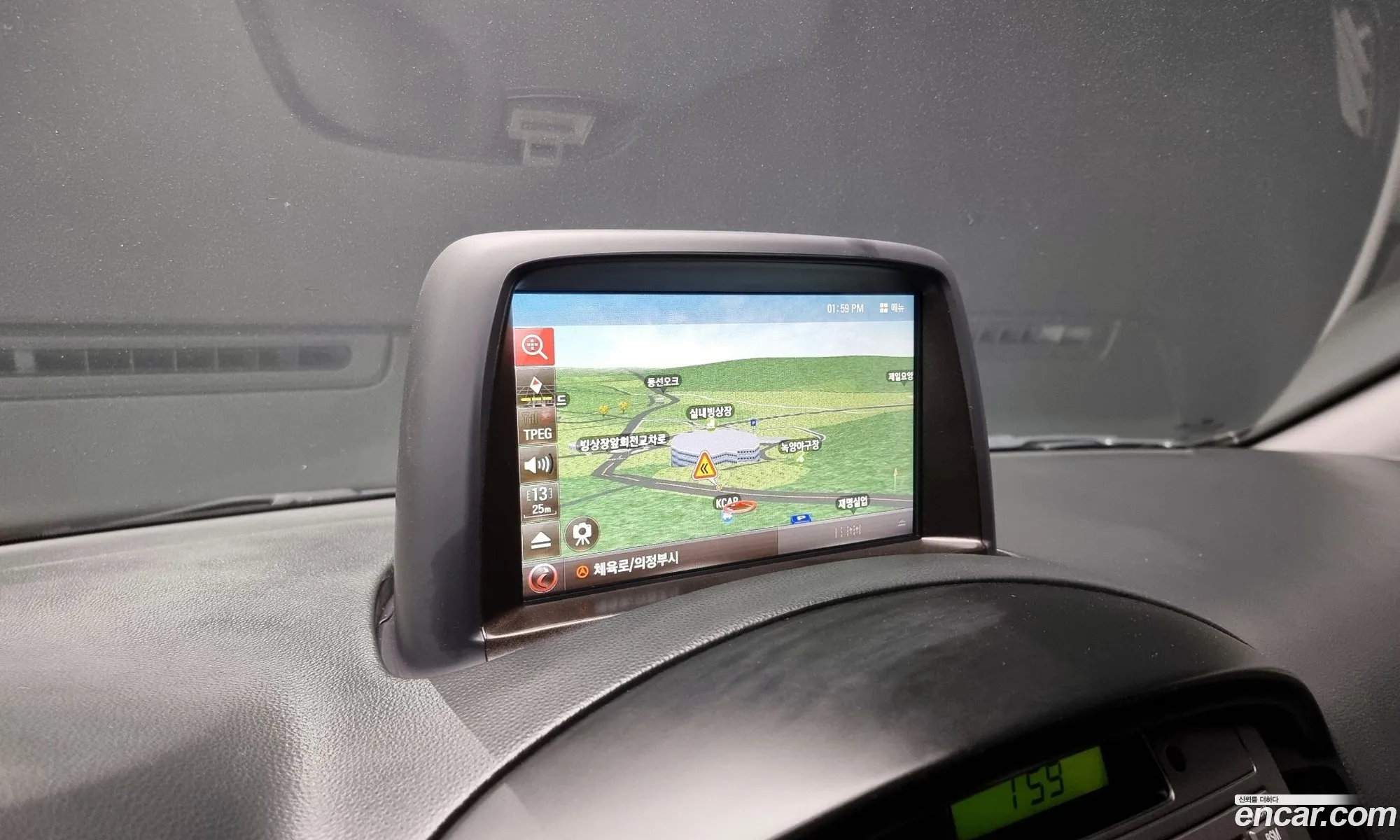 Hyundai Grand Starex 2014 — 13