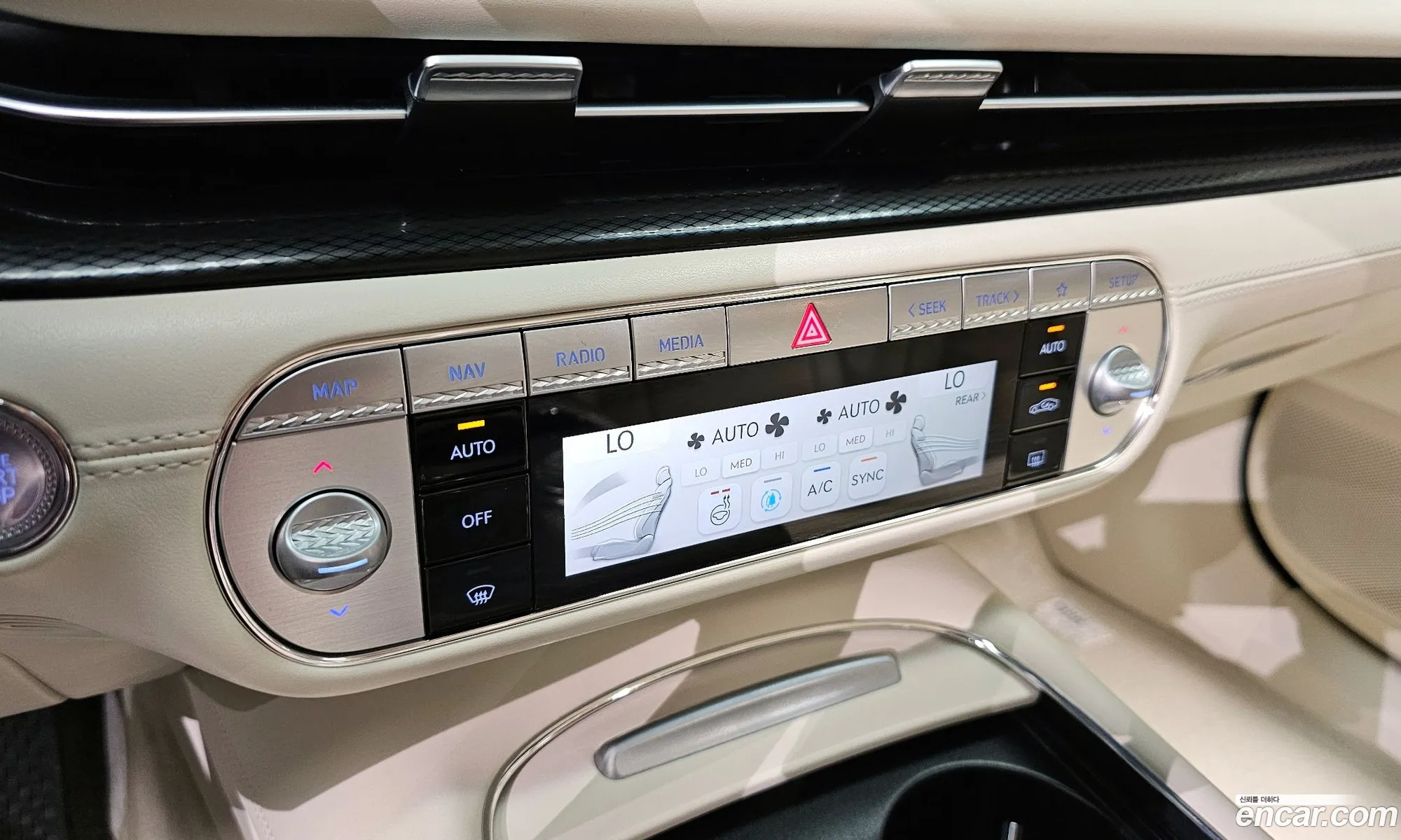 Genesis G90 2022 — 17