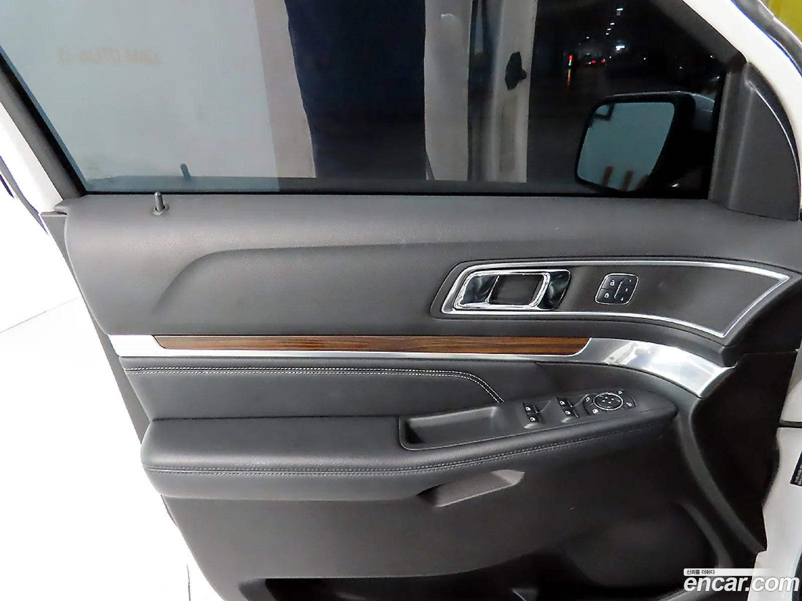 Ford Explorer 2017 — 3