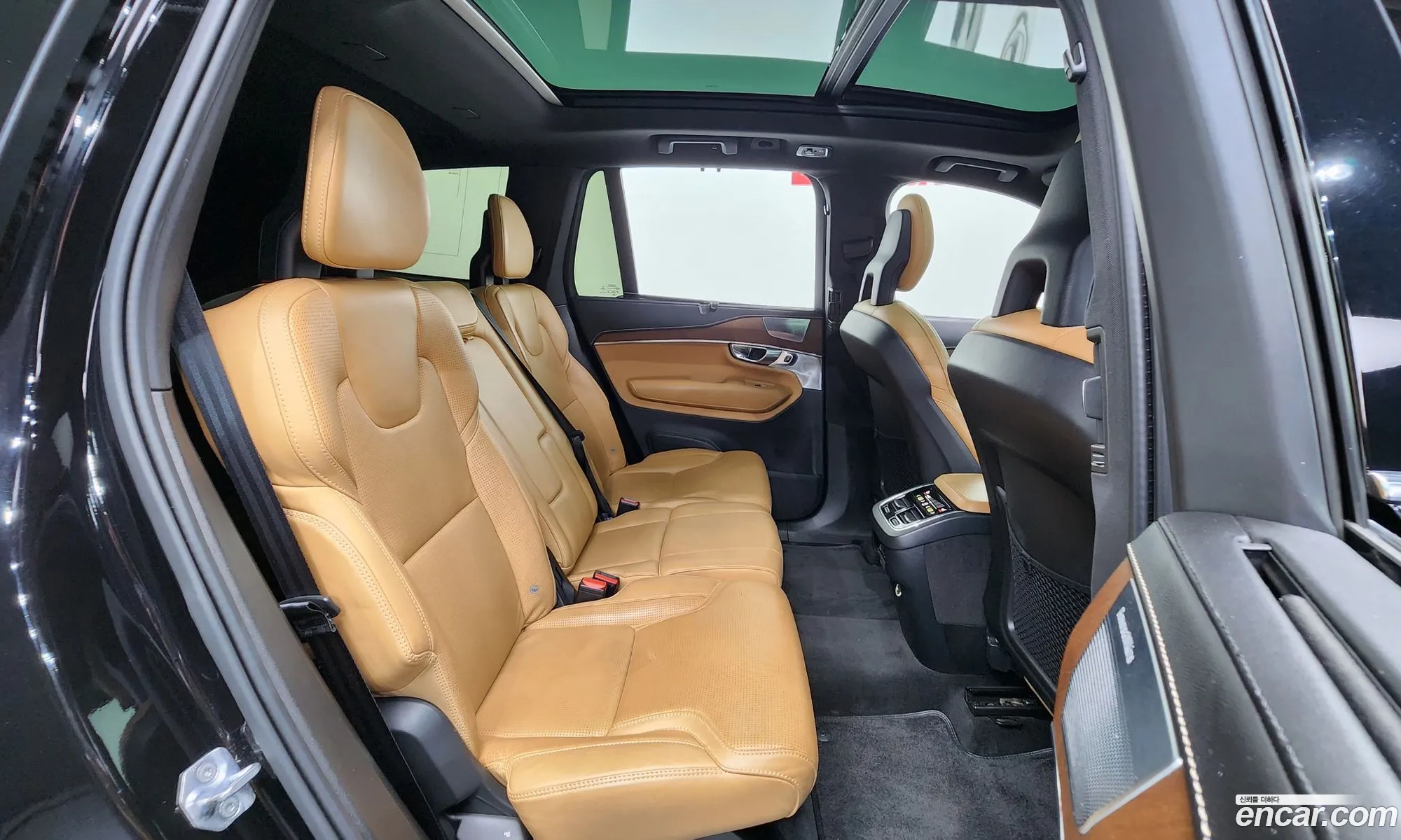 Volvo XC90 2017 YV1LFA22CH1147652 — 20