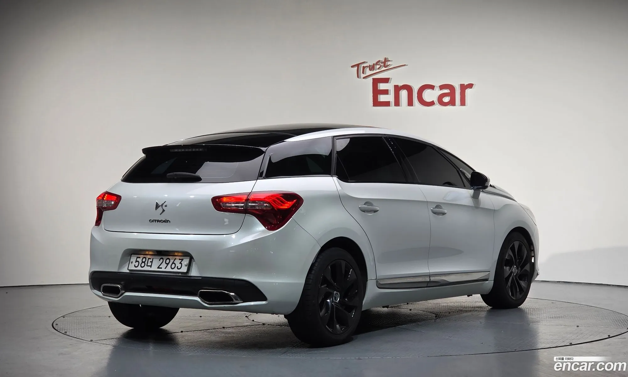 Citroen/DS DS5 2013 VF7KFRHHADS500421 — 3