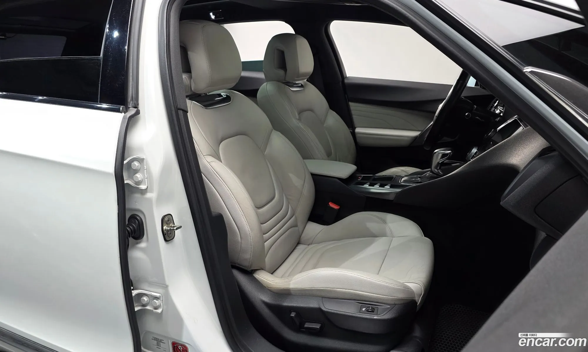 Citroen/DS DS5 2013 VF7KFRHHADS500421 — 10