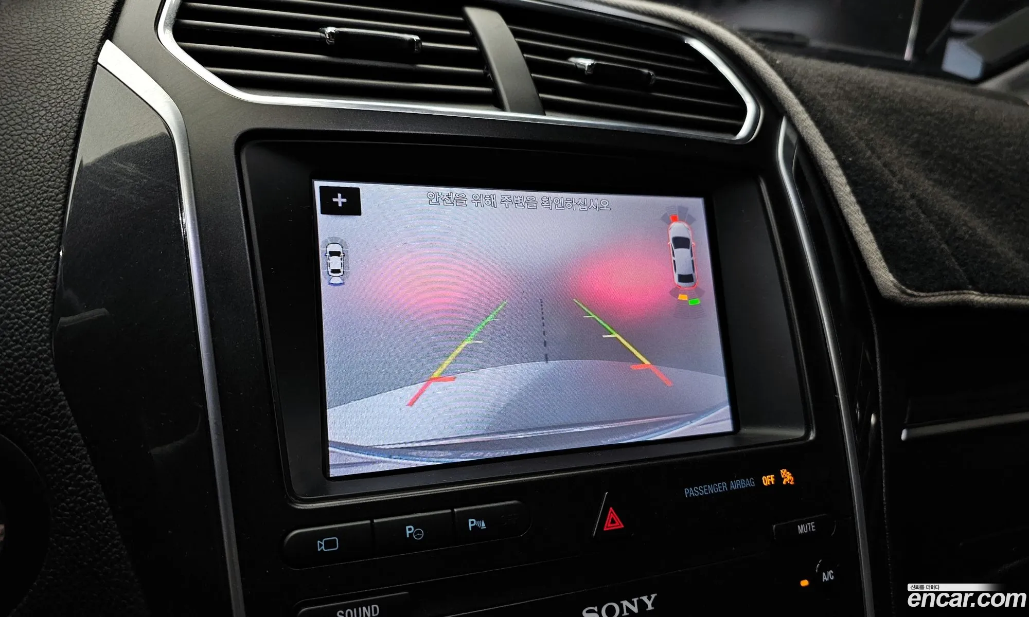 Ford Explorer 2019 1FM5K8FH3KGA80833 — 13
