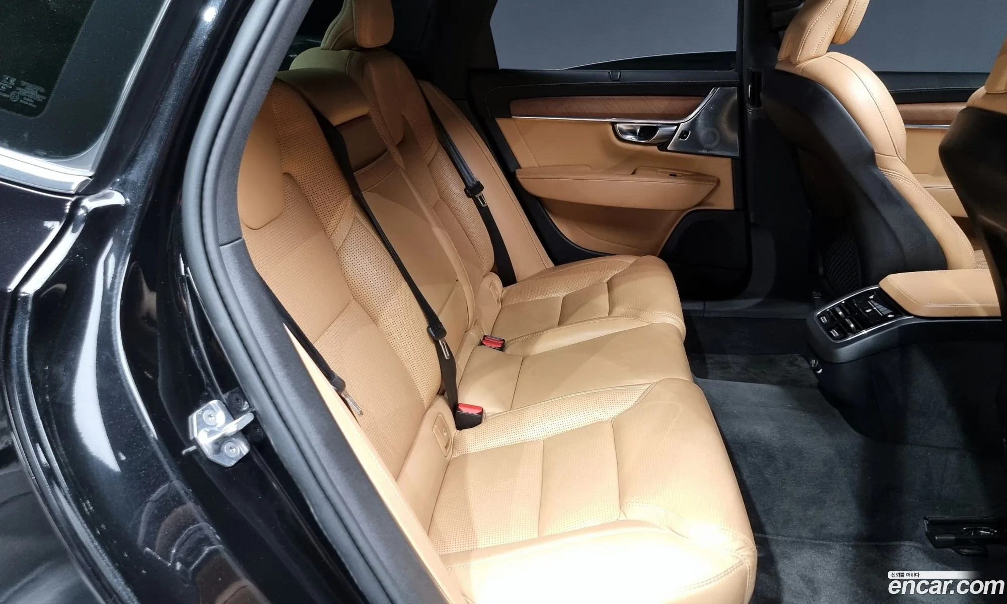 Volvo S90 2020 LVYPS102DLP083809 — 19