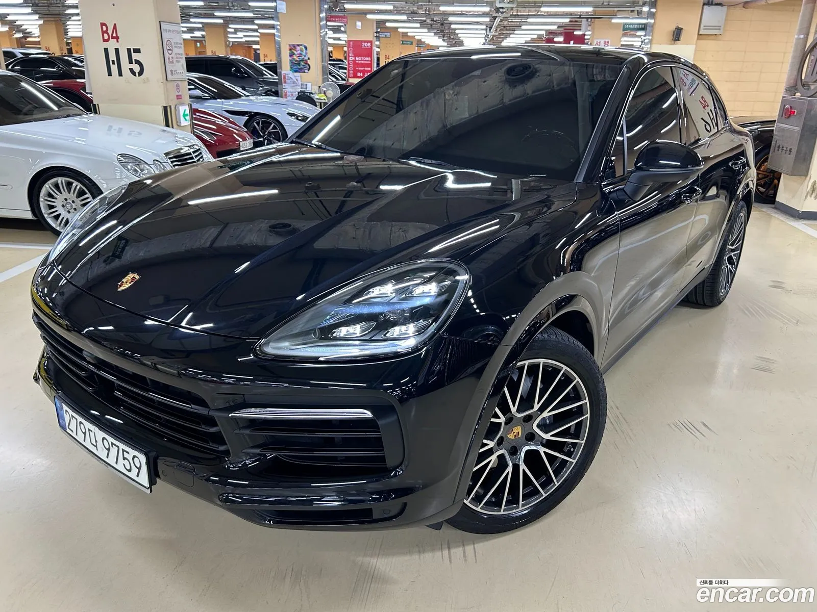 Porsche Cayenne 2021 — 18