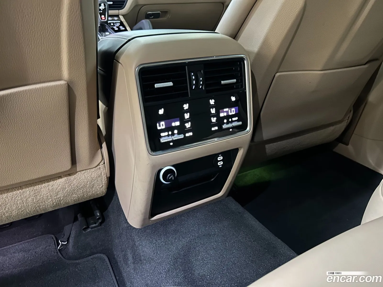 Porsche Cayenne 2021 — 8