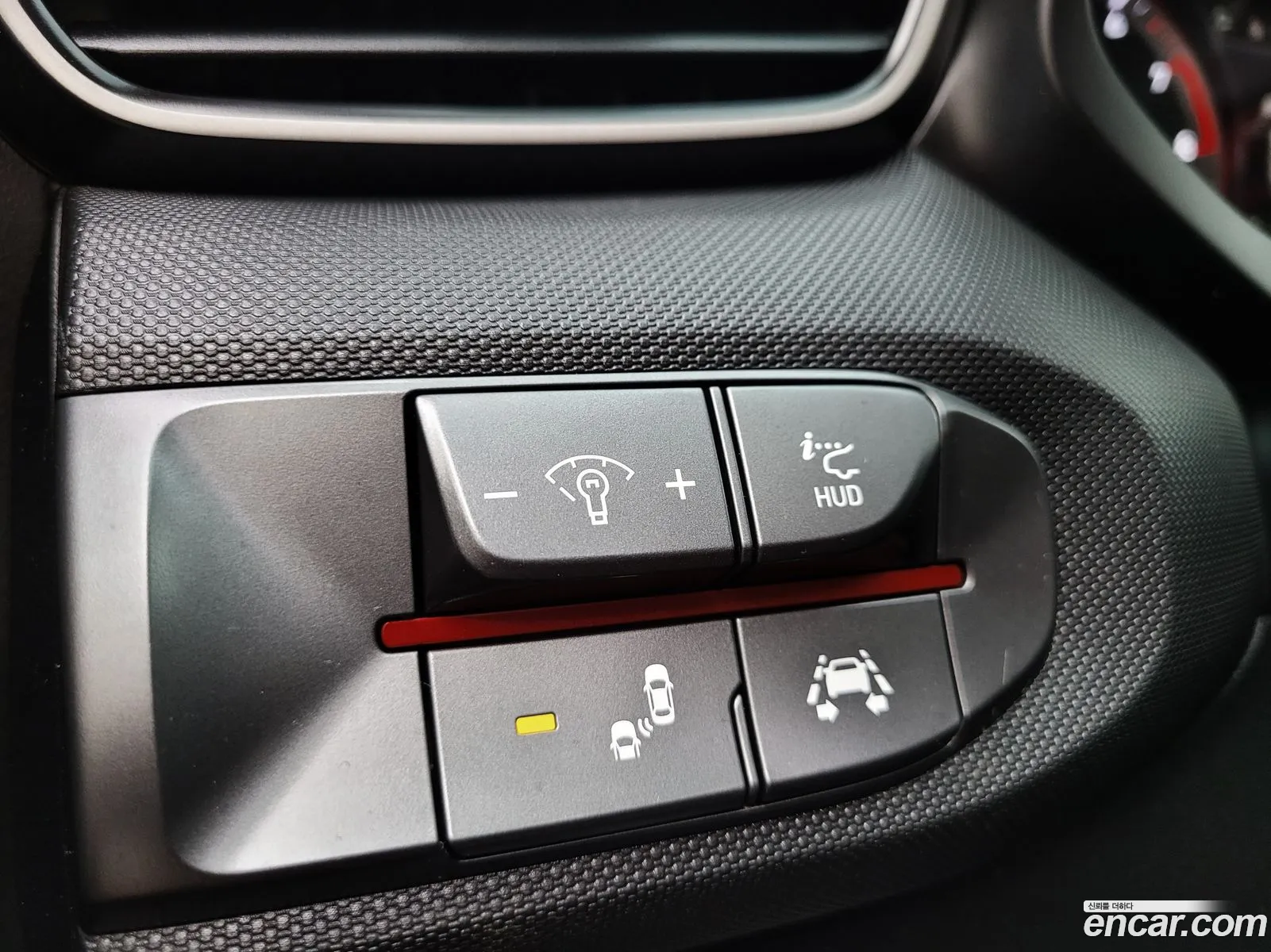 Hyundai Veloster 2019 — 19
