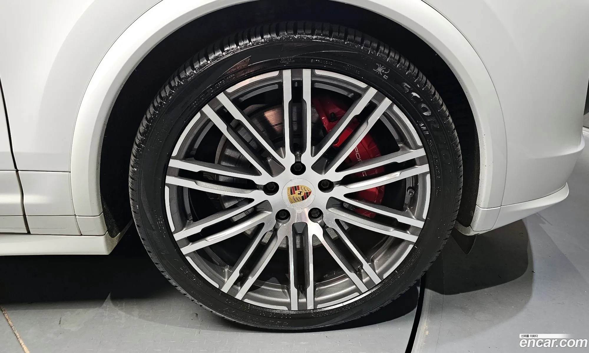 Porsche Cayenne 2015 WP1AD292 — 18