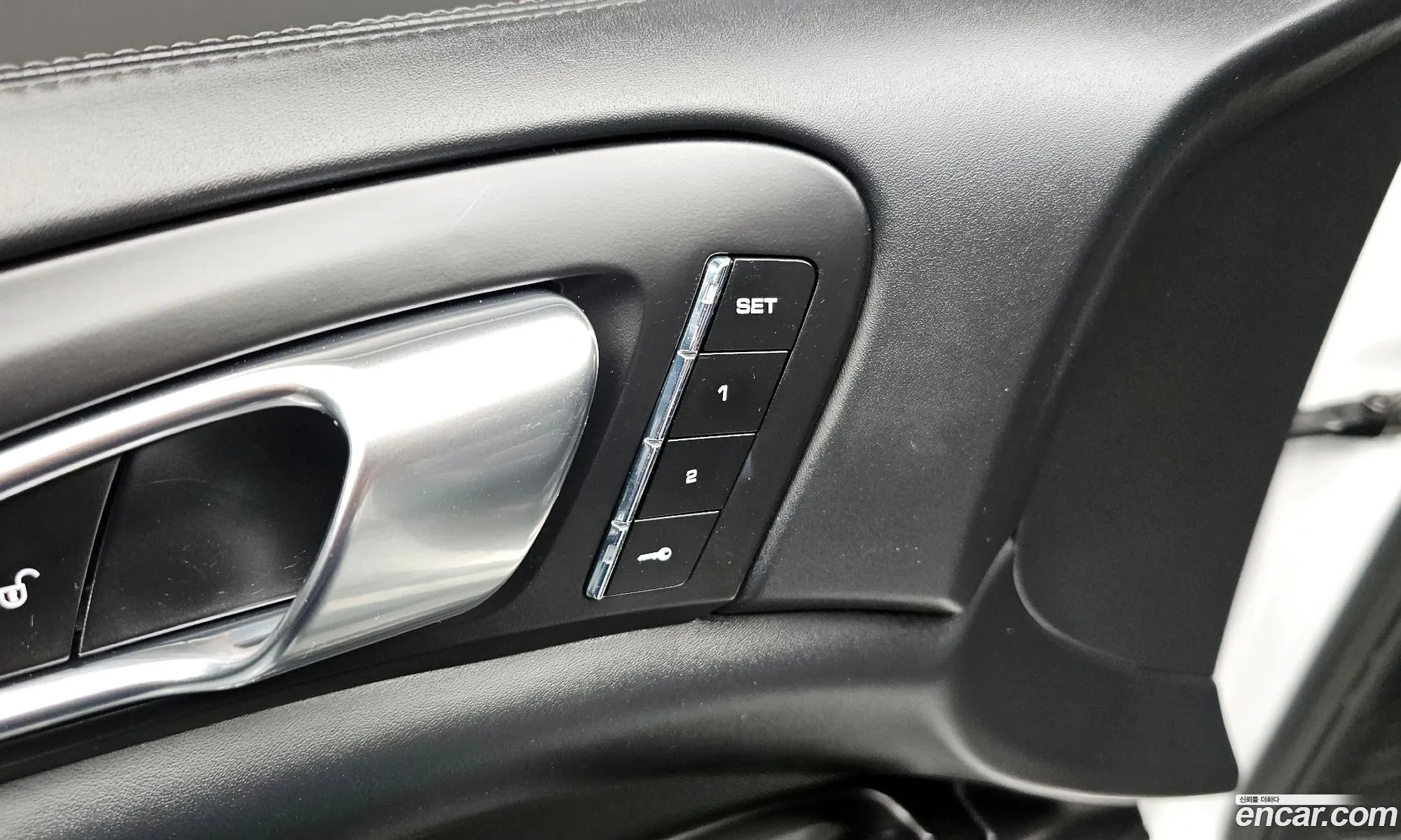 Porsche Cayenne 2015 WP1AD292 — 20