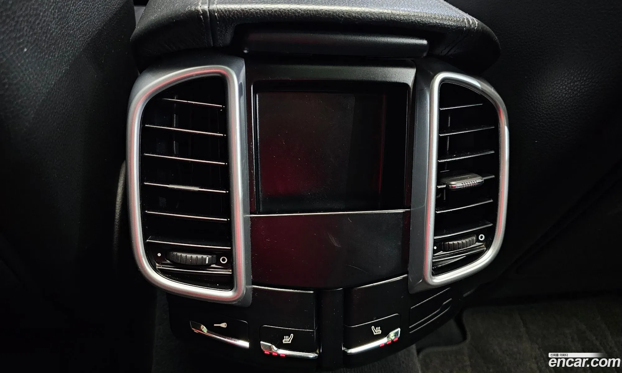 Porsche Cayenne 2011 — 11