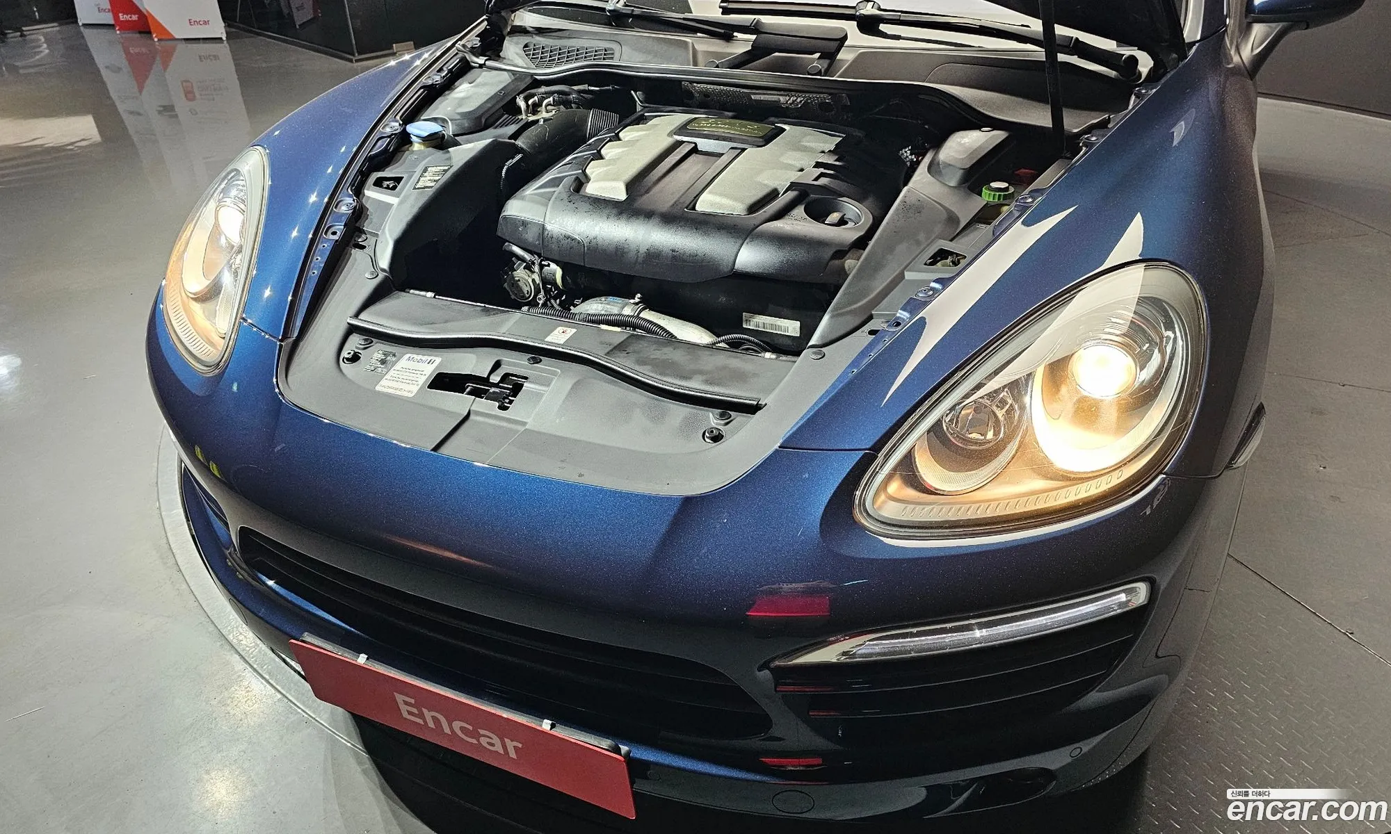 Porsche Cayenne 2011 — 17
