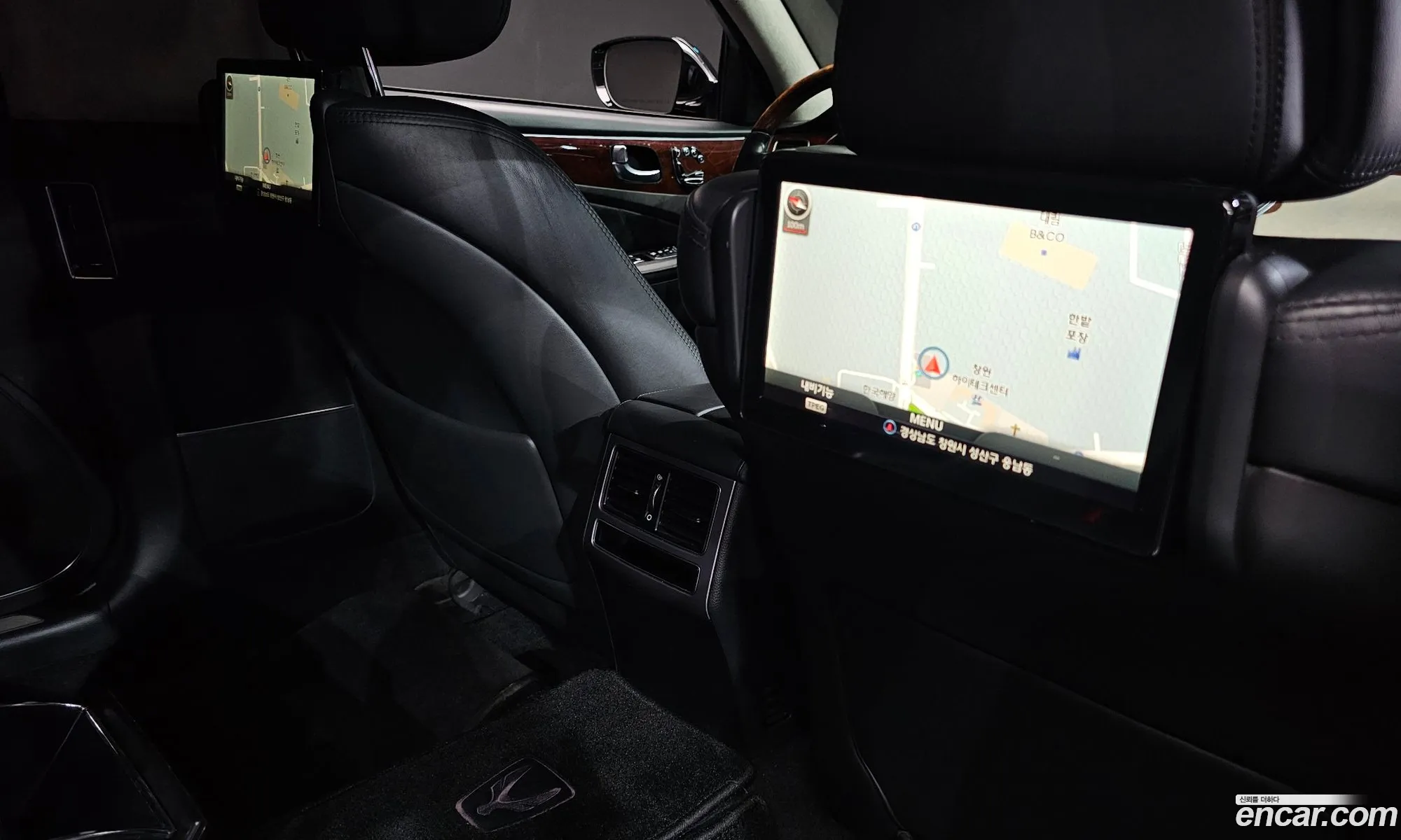 Hyundai Equus 2013 — 11