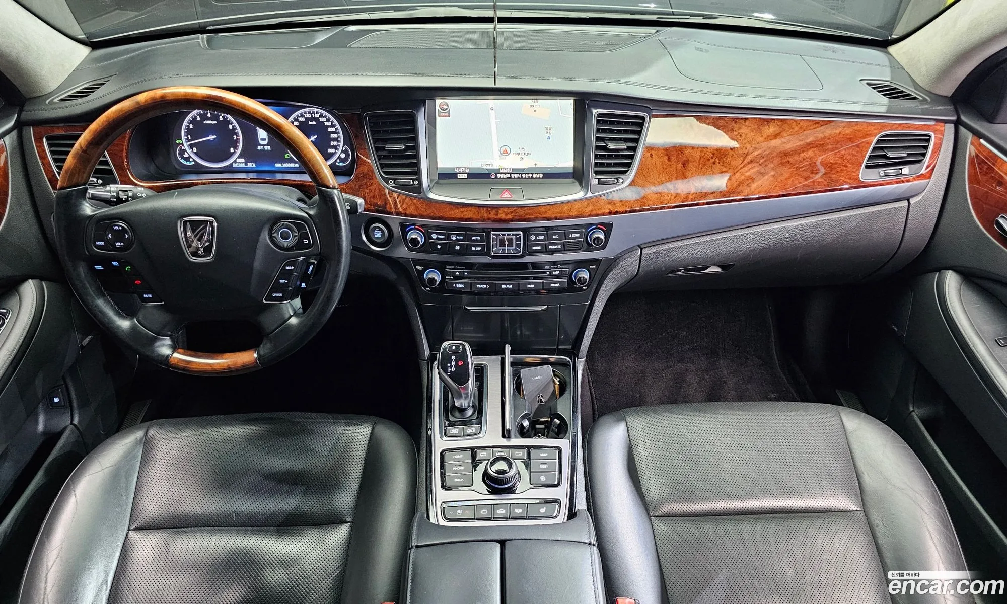 Hyundai Equus 2013 — 15