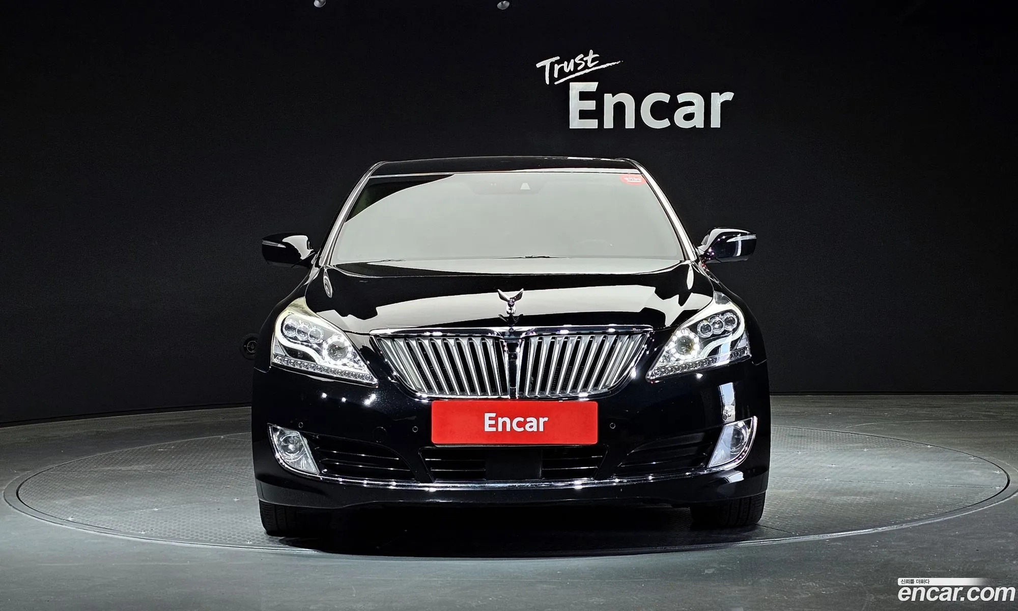Hyundai Equus 2013 — 17