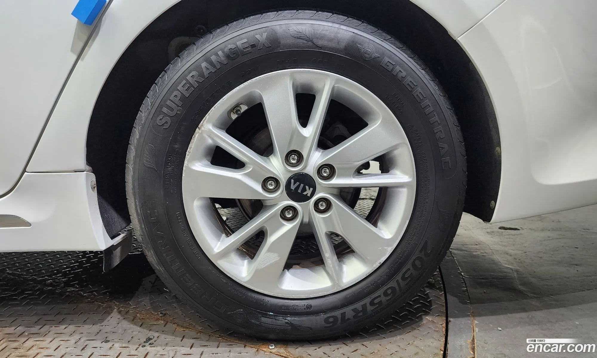 Kia K5 2017 — 8
