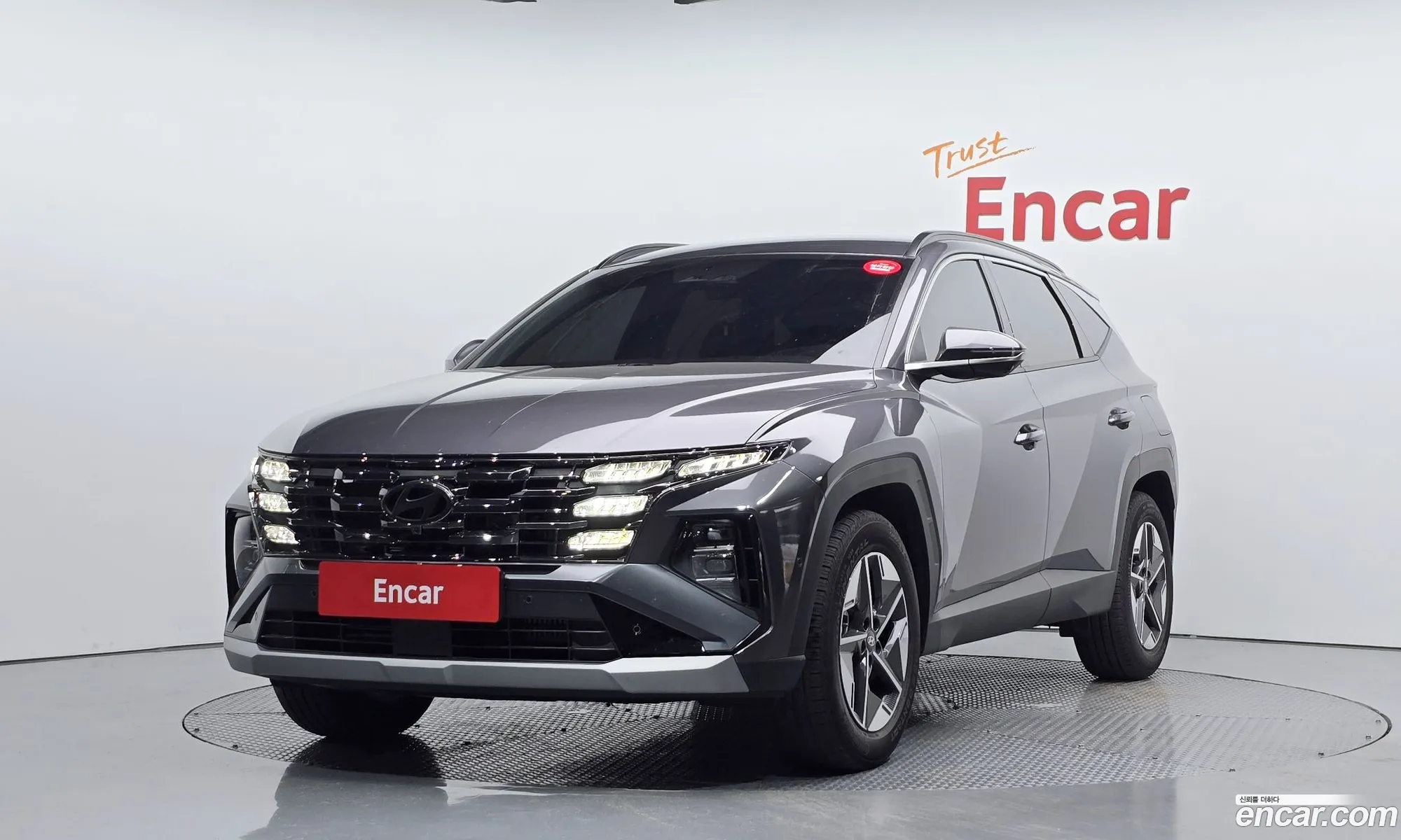 Hyundai Tucson Hybrid 2024 — 18