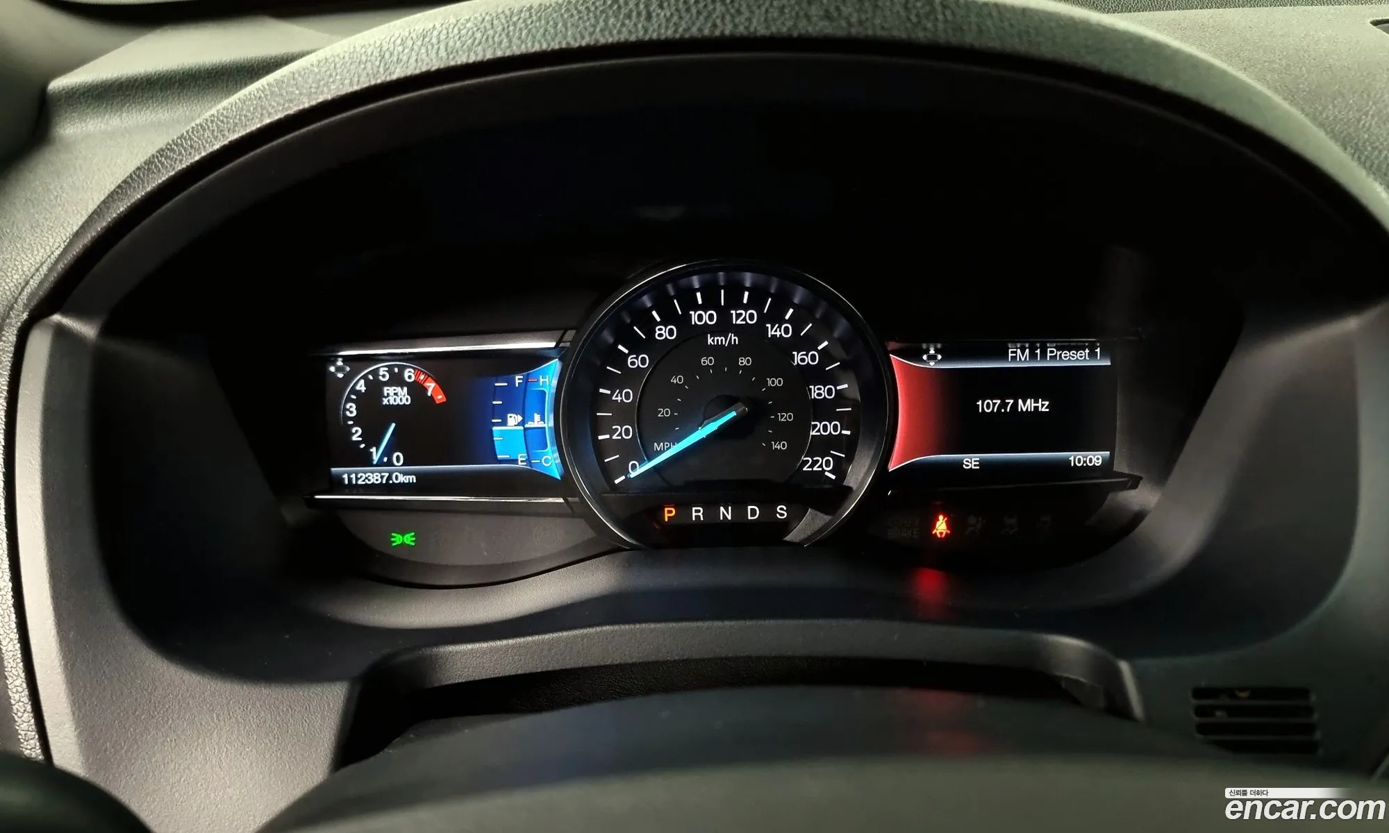 Ford Explorer 2017 1FM5K8FHXHGB74779 — 6