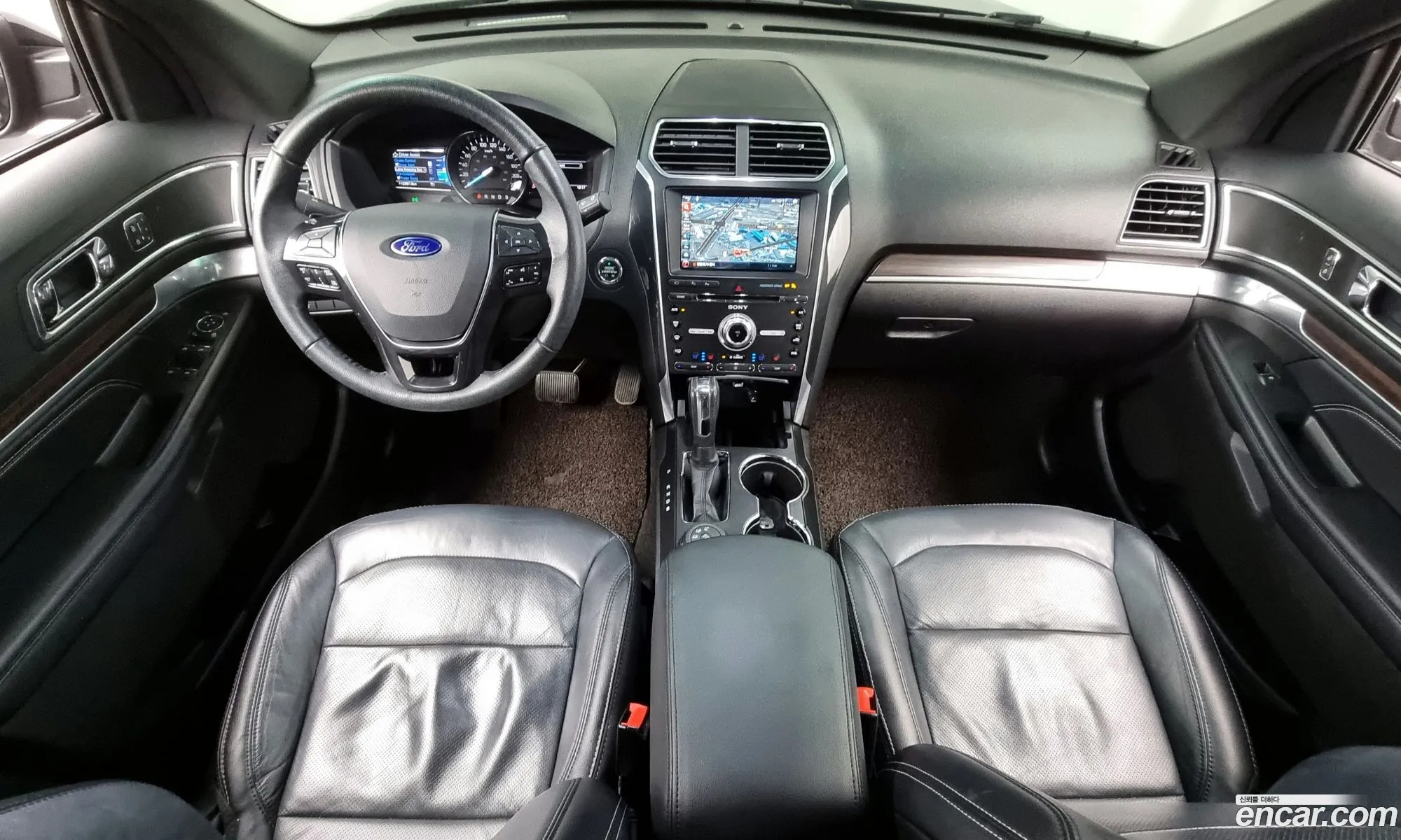 Ford Explorer 2017 1FM5K8FHXHGB74779 — 5