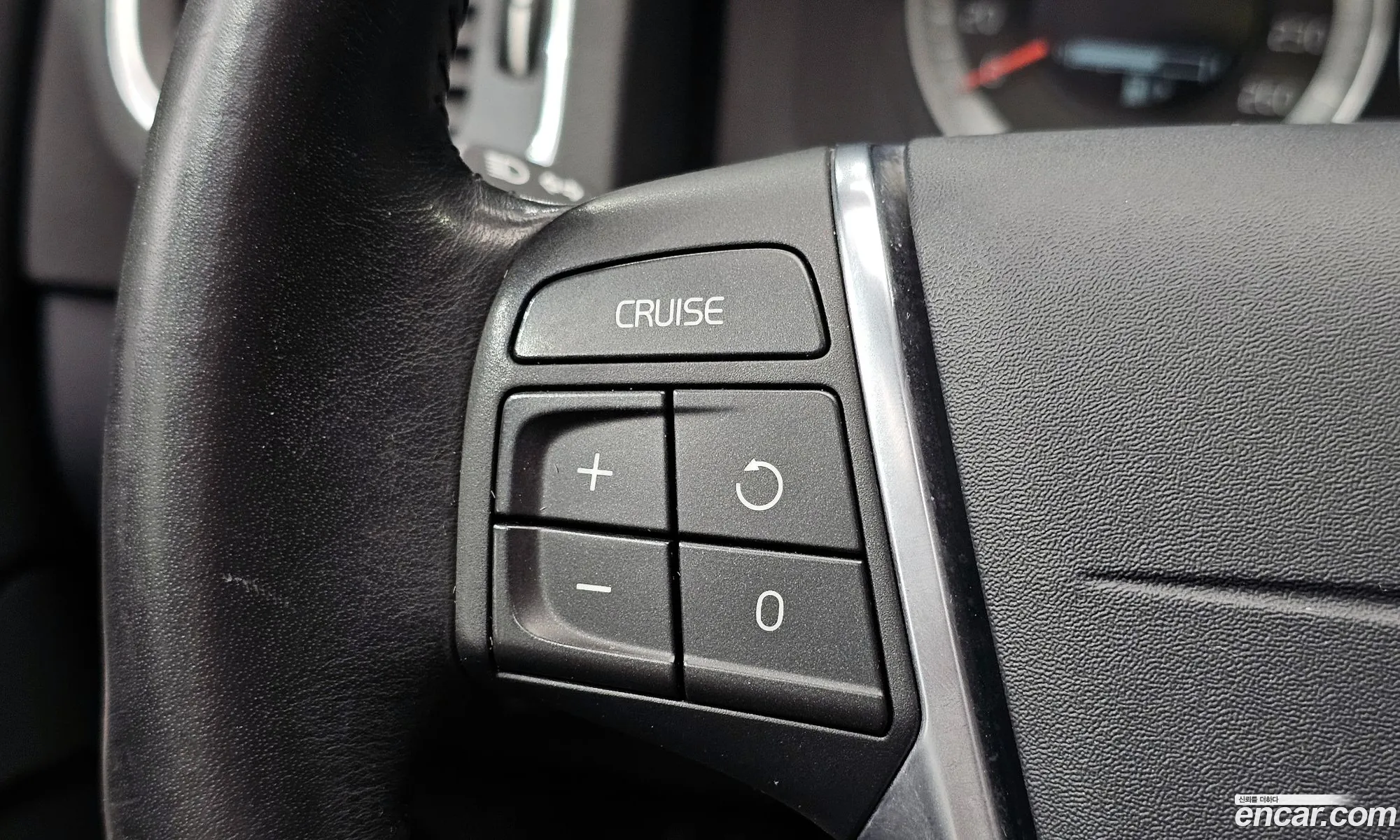 Volvo S60 2011 YV1FS70K0B2028297 — 12