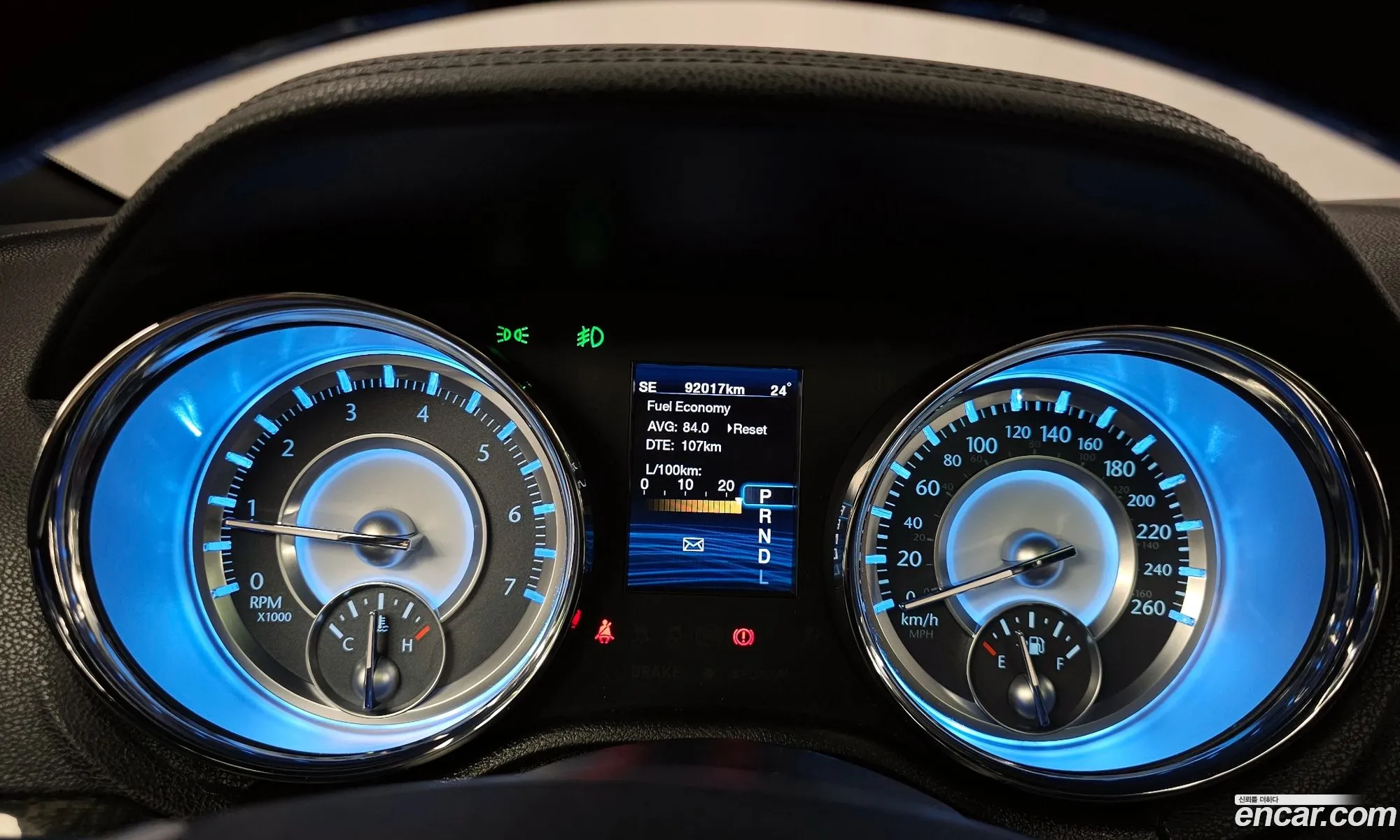 Chrysler 300C 2012 2C3CCACG8CH236158 — 11