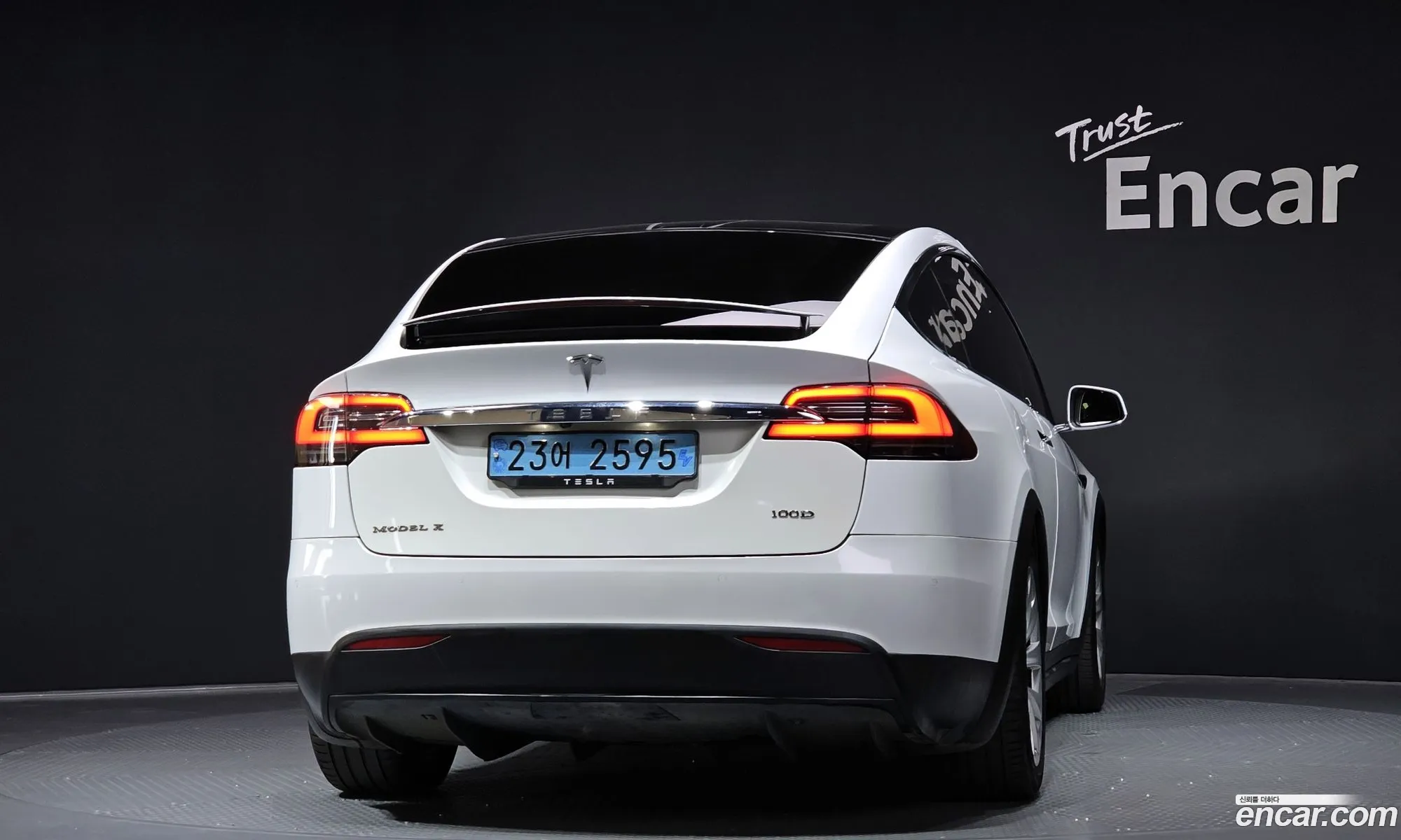Tesla Model X 2018 5YJXCBE21JF129718 — 20