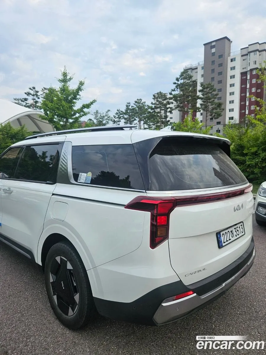 Kia Carnival 2024 — 7