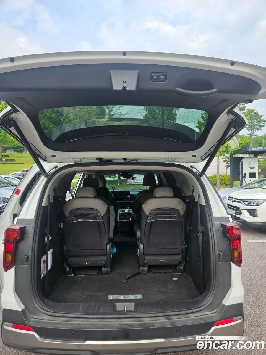 Kia Carnival 2024 — 10