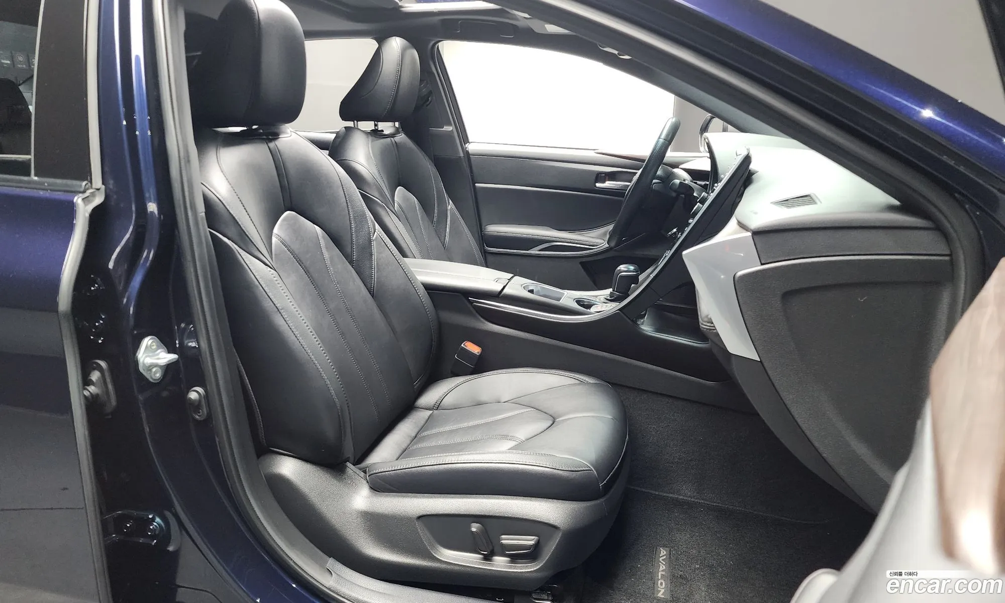 Toyota Avalon 2021 — 14