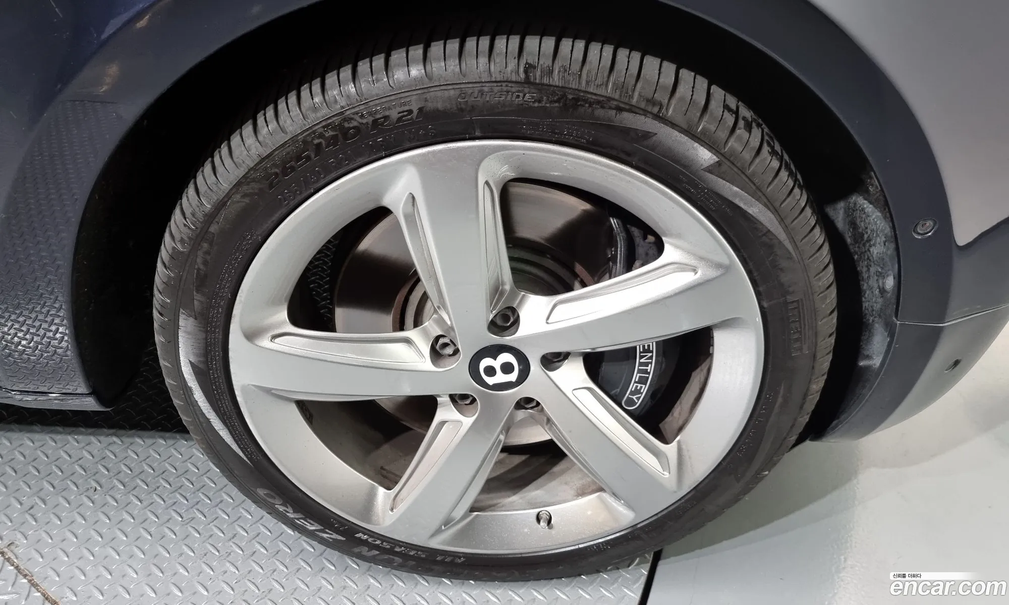 Bentley Mulsanne 2016 SCBBE63Y4GC002439 — 6