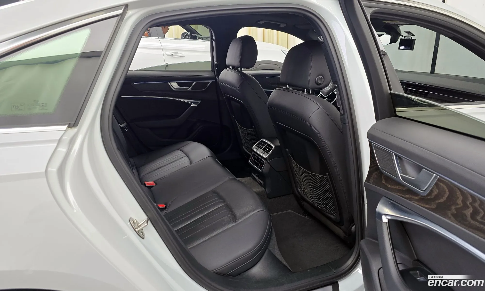 Audi A6 2021 WAUZZZF2XMN008350 — 8