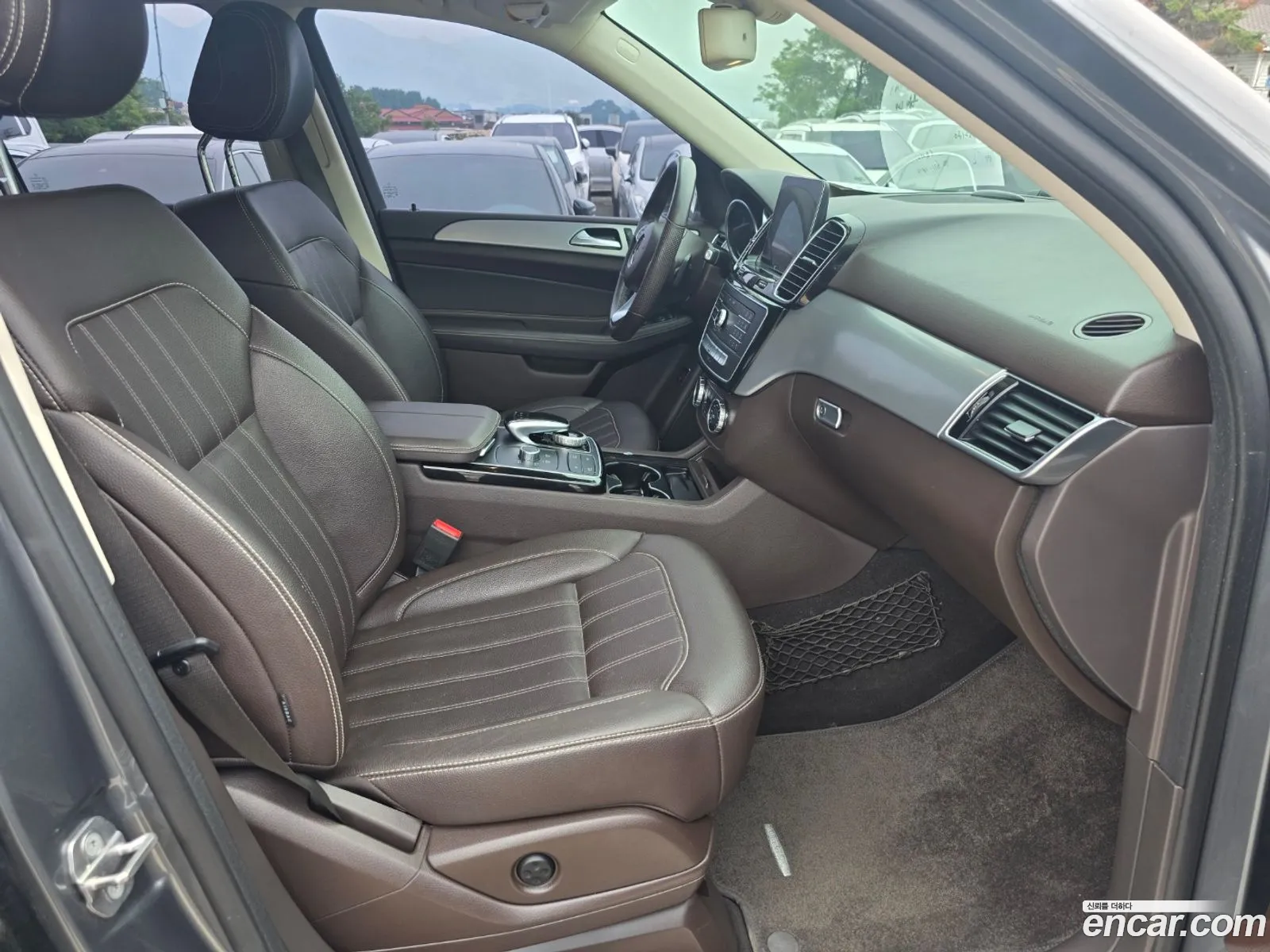 Mercedes-Benz GLE-Class W166 2018 — 10