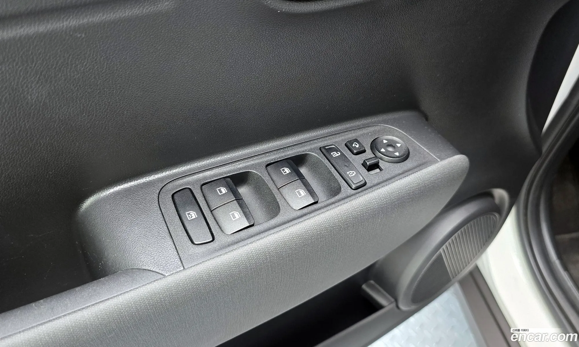 Hyundai Casper 2022 — 16