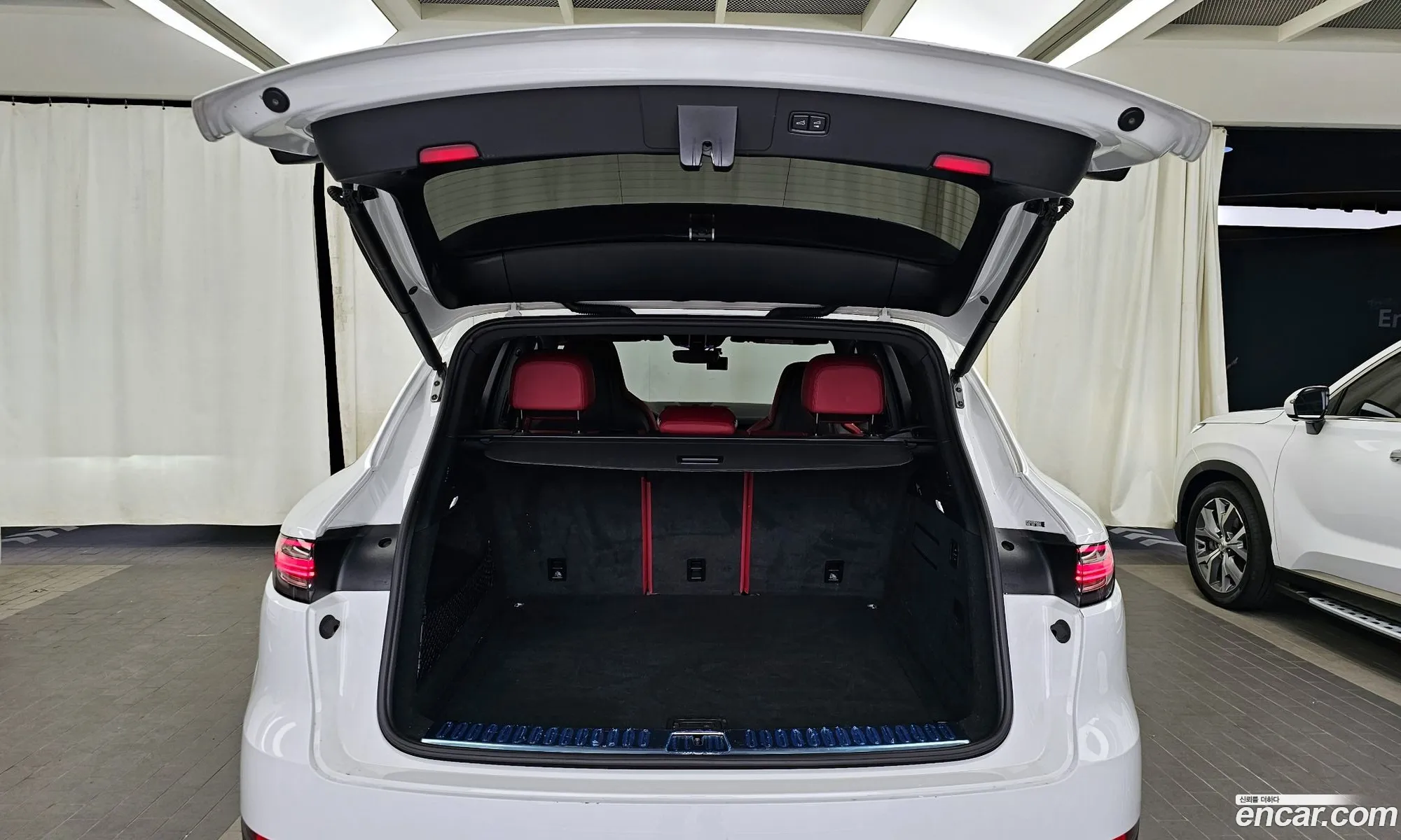Porsche Cayenne 2021 — 12