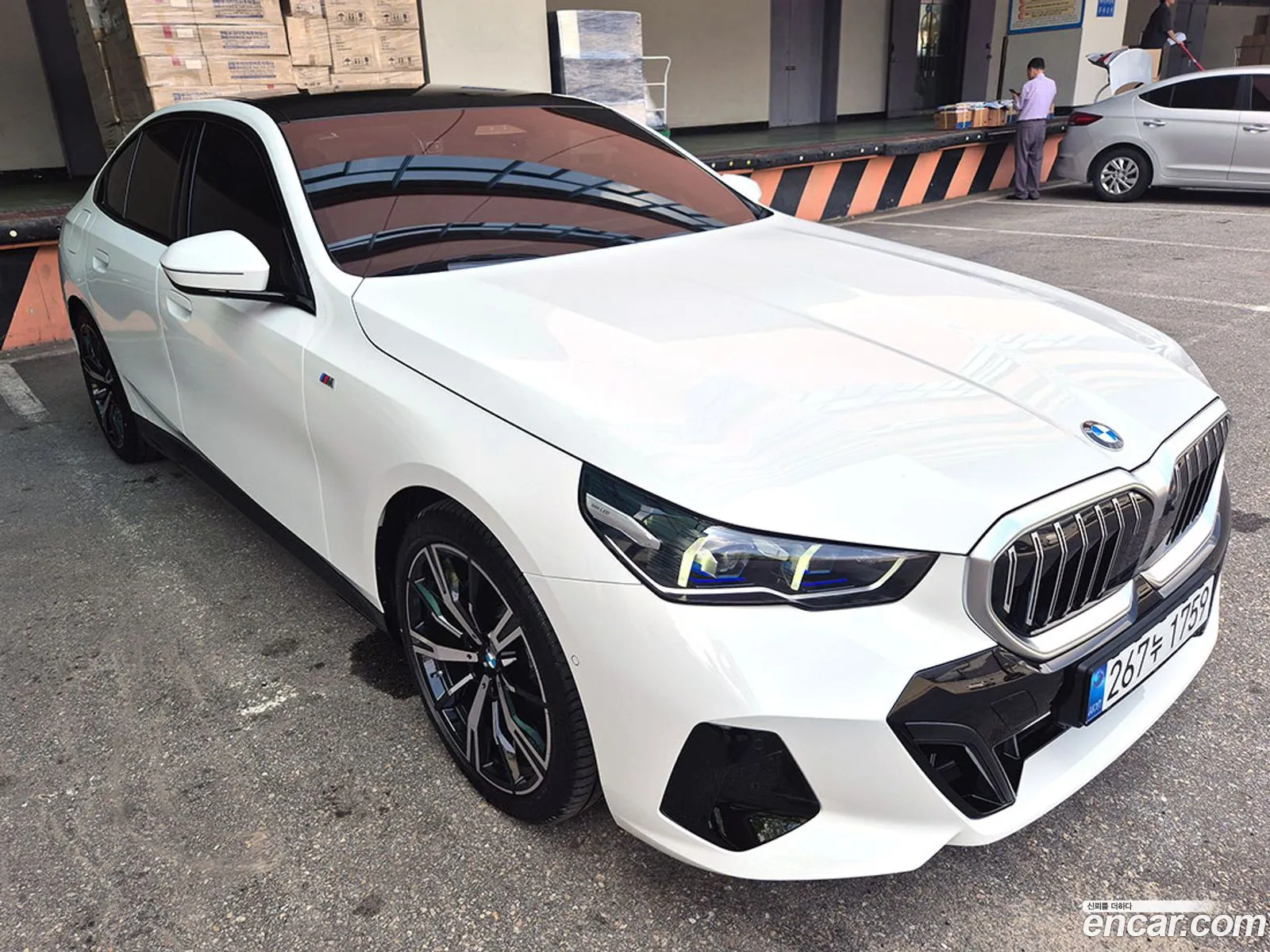 BMW 5 Series 2025 — 15