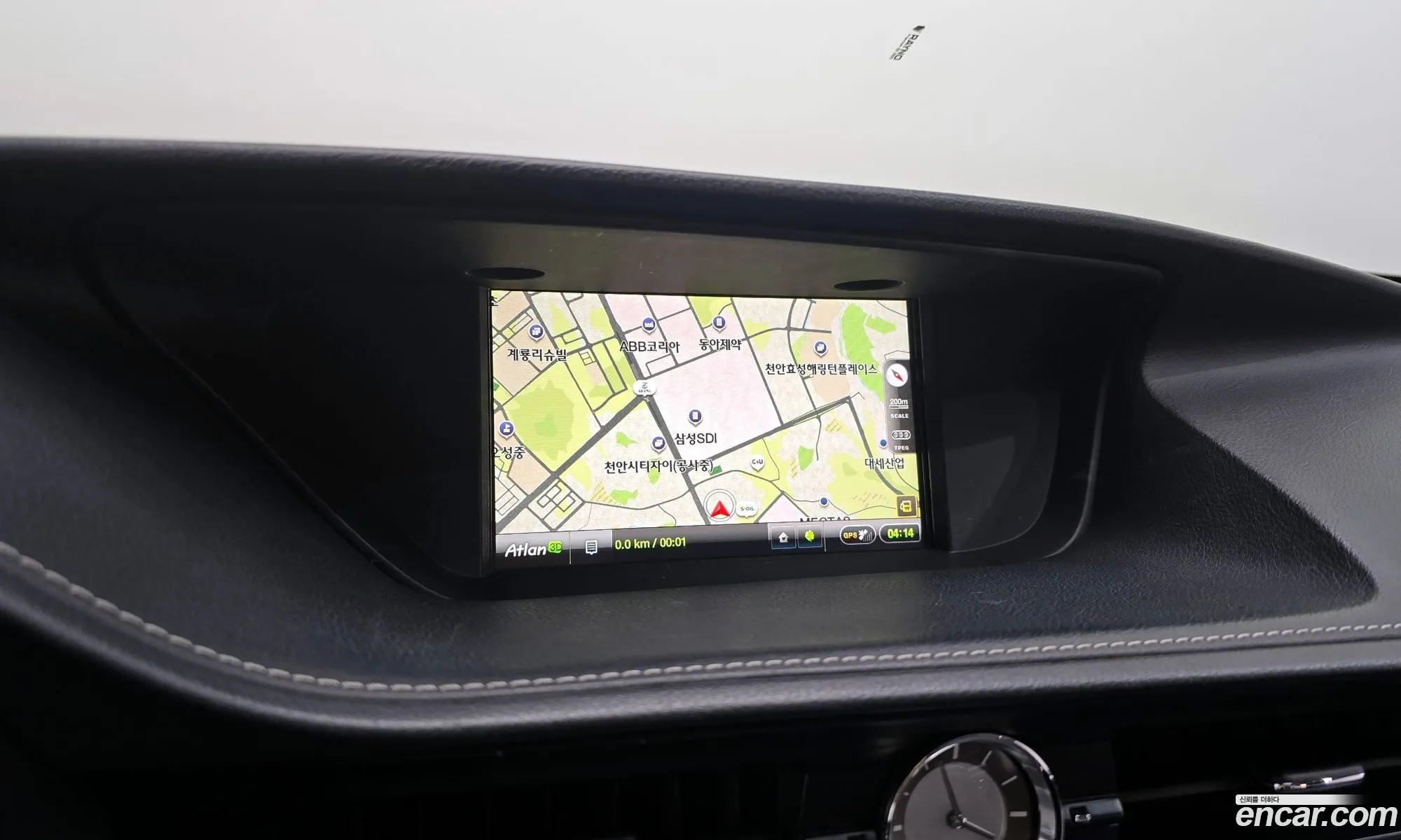 Lexus ES300h 2018 JTHBW1GG4J2169510 — 13