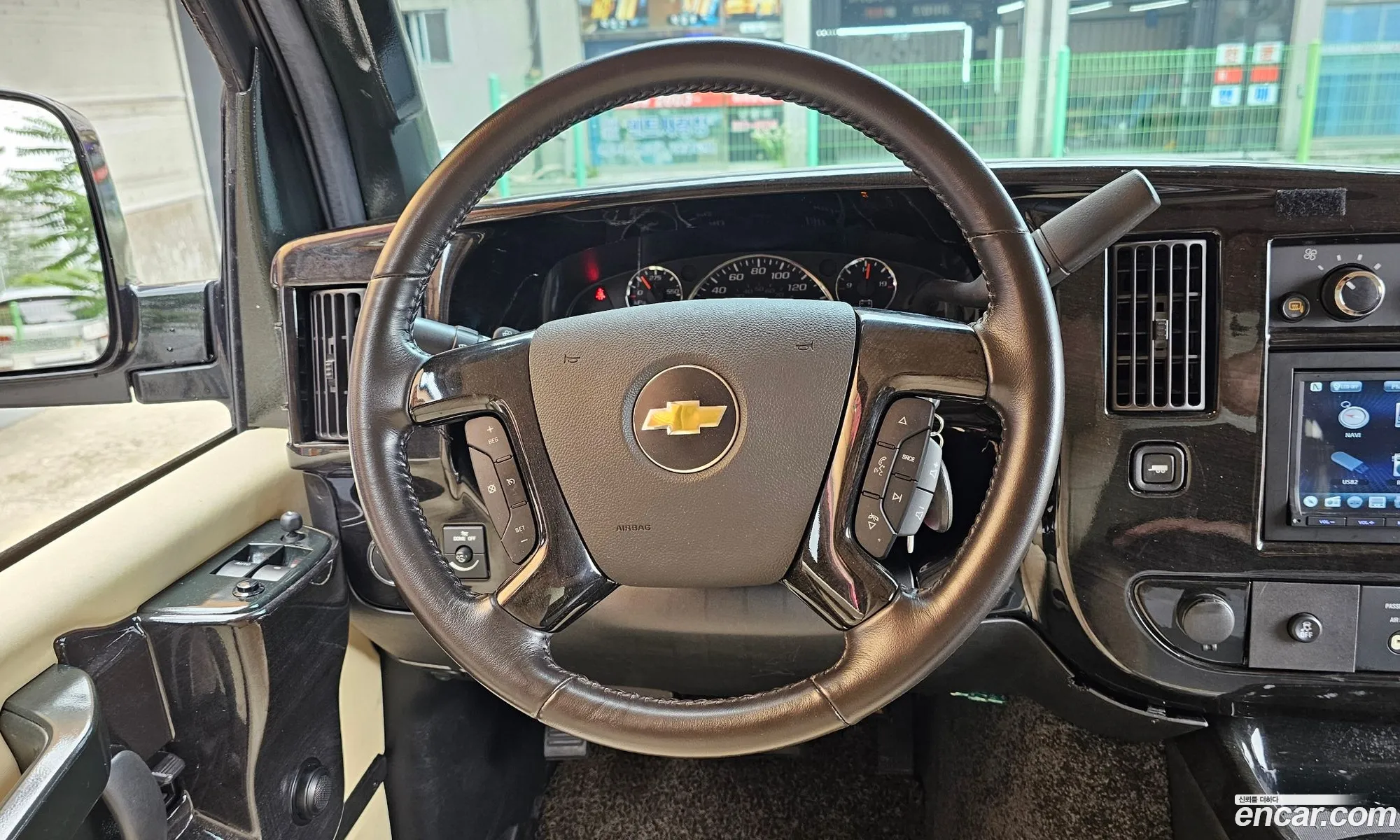 Chevrolet Express Van 2017 1GCWGBFG000000000 — 20