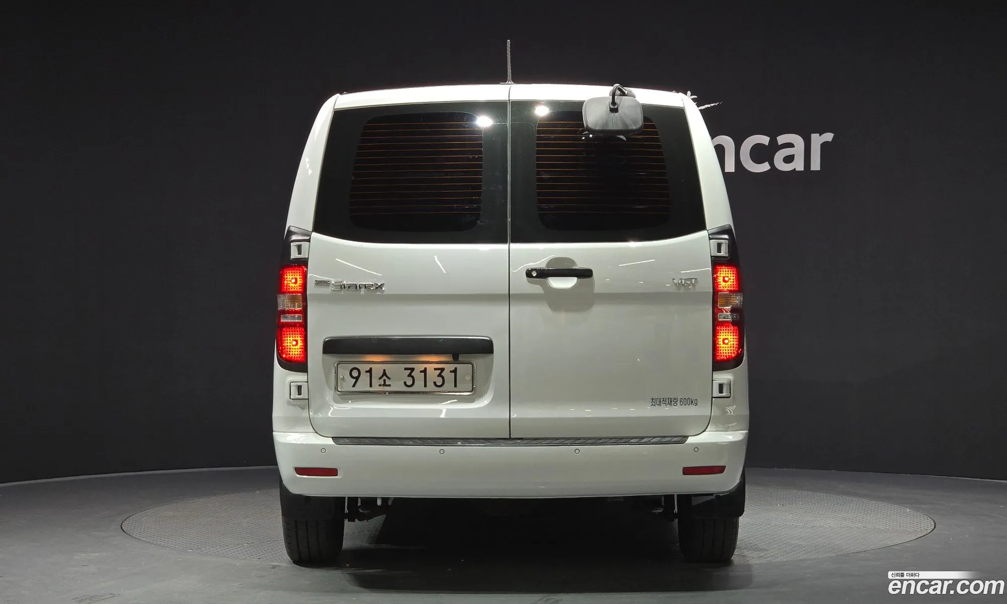 Hyundai Grand Starex 2018 — 18