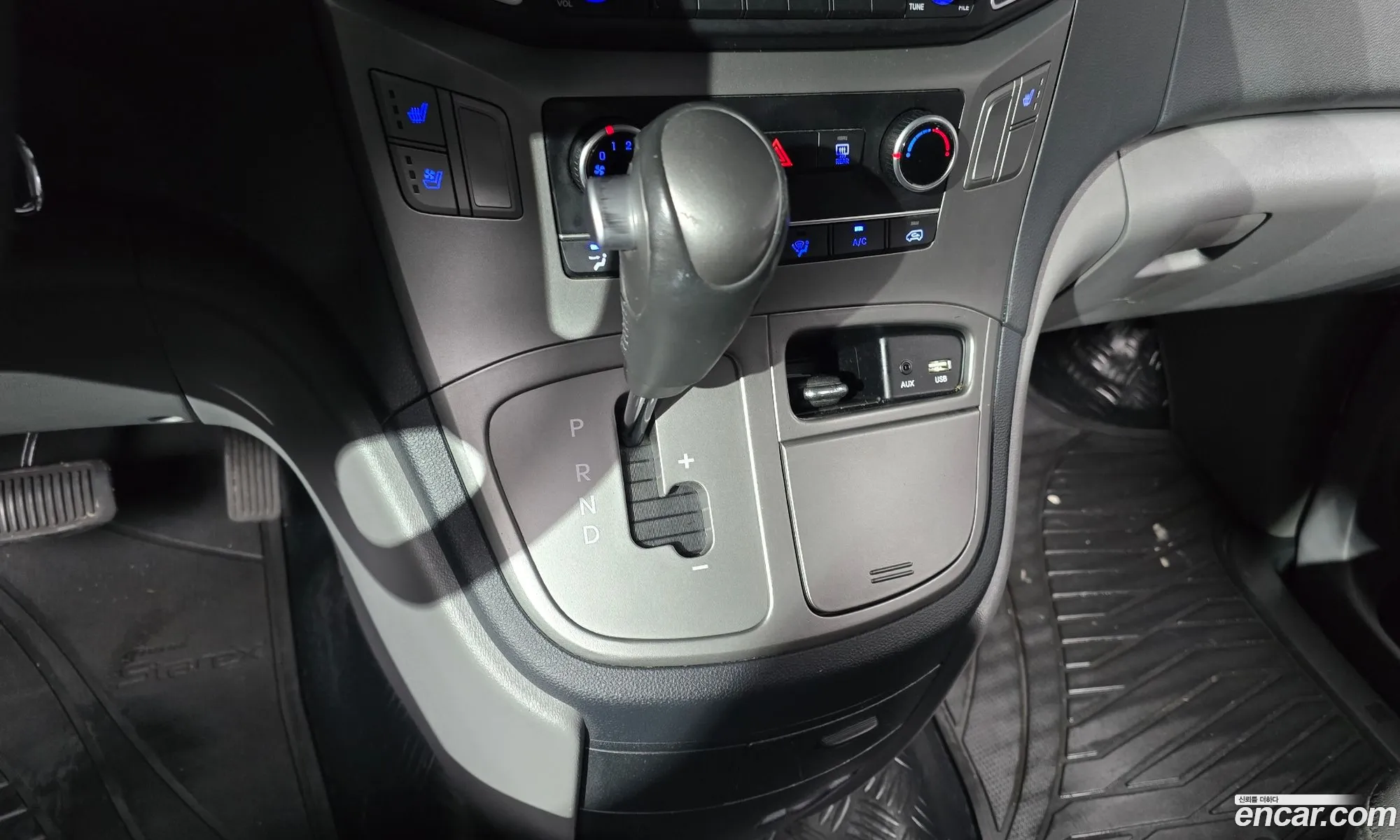 Hyundai Grand Starex 2018 — 8