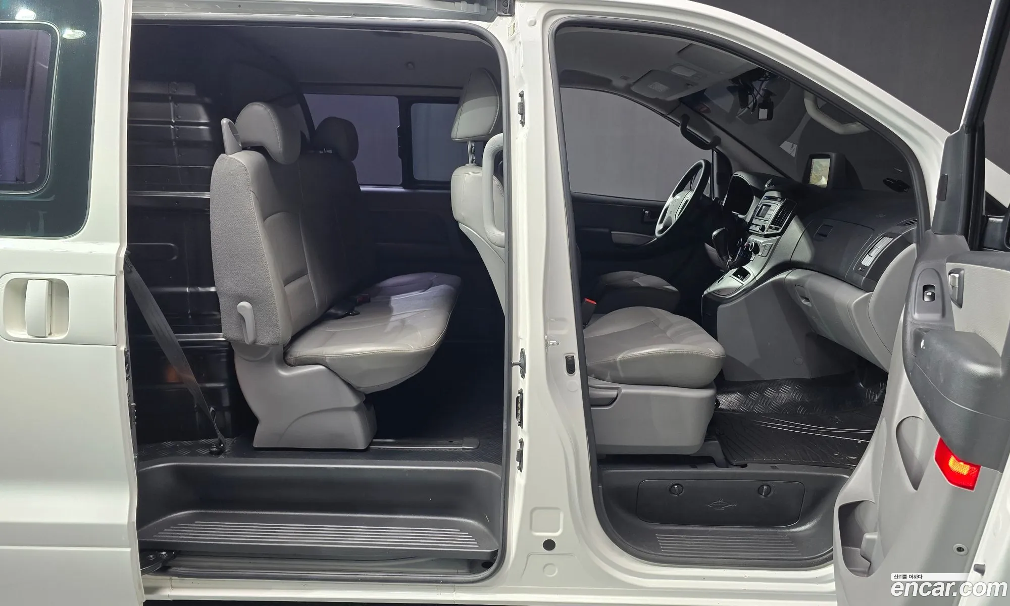 Hyundai Grand Starex 2018 — 4