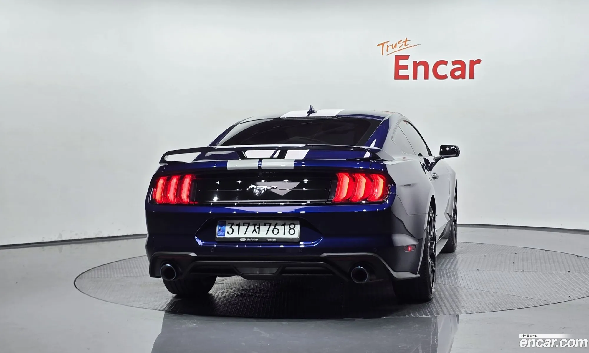 Ford Mustang 2020 — 3